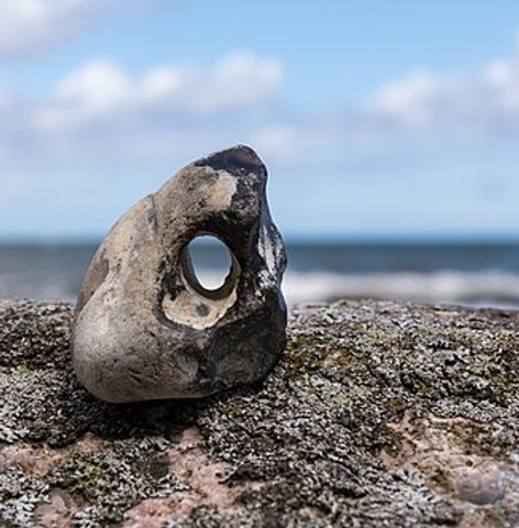Adder stone