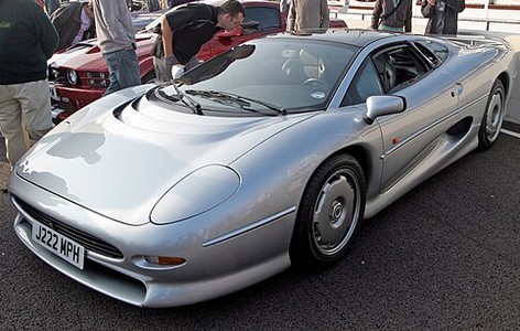 Jaguar XJ220