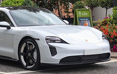 Porsche Taycan