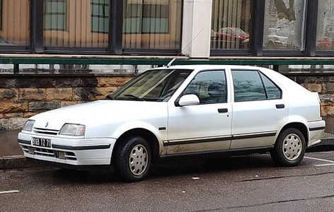 Renault 19