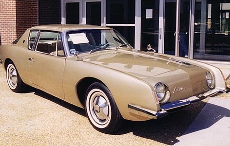 Studebaker Avanti