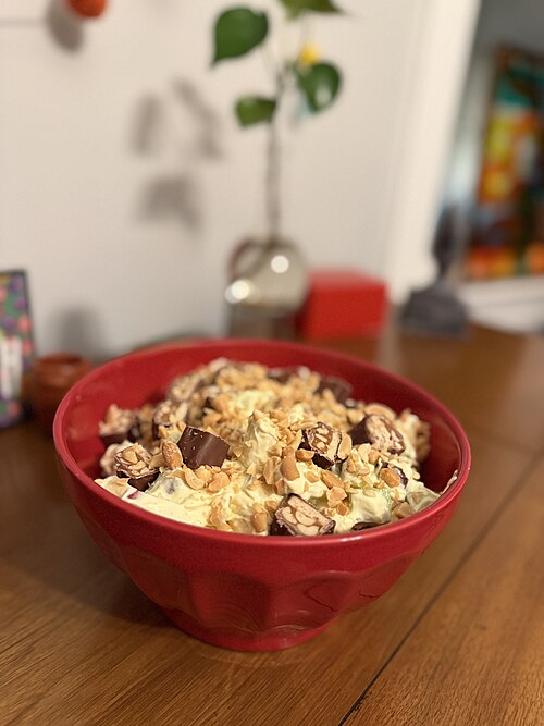 Snickers salad