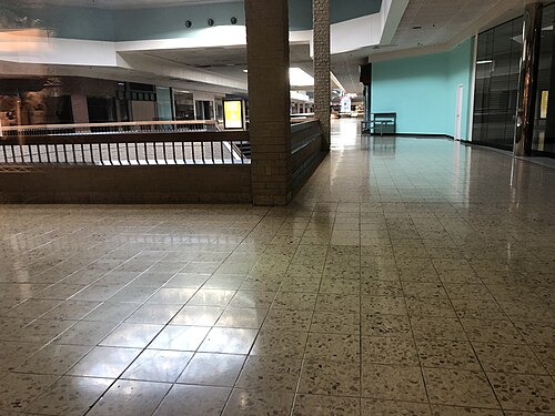 Dead mall